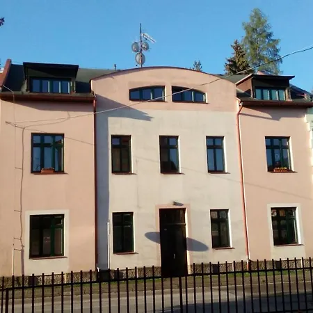 V Podkrovi *